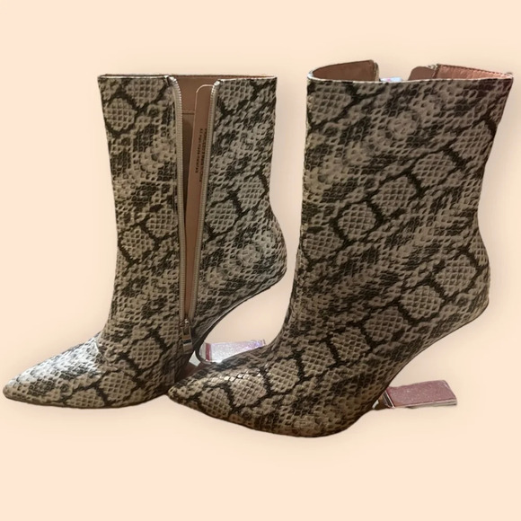 Ninety Black & White Faux Snake Boots with Unique Heel women’s size 8 - Picture 3 of 6